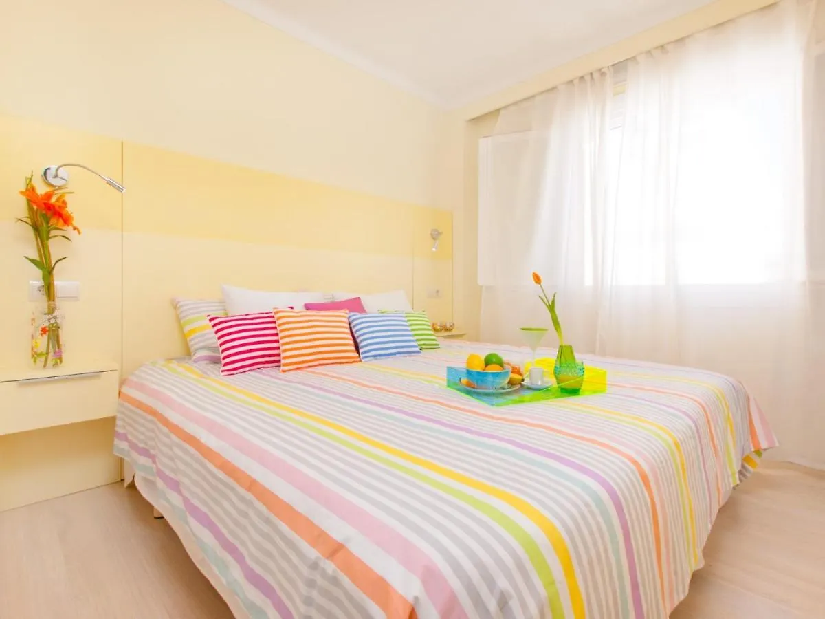 Apartment Corales De Mar, At Alcudia Beach Spanien